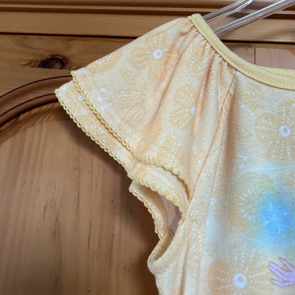 Disney store frozen Anna and Elsa nightgown size 9/10 pale yellow sisters spring - Picture 3 of 6